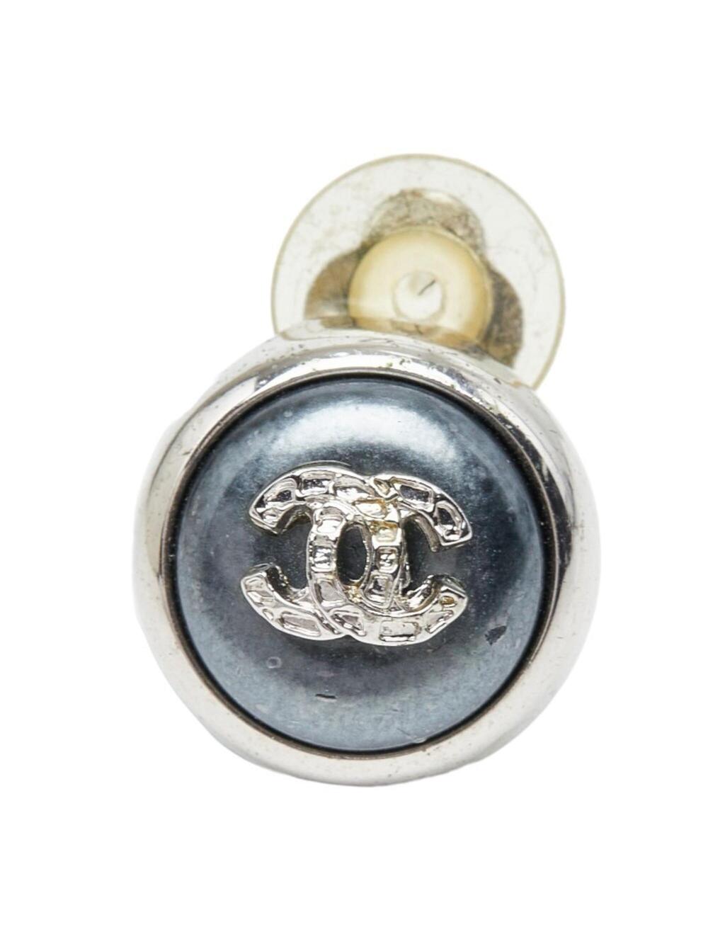 Chanel Cc Logo Clip-On Single Earring #346592C36B